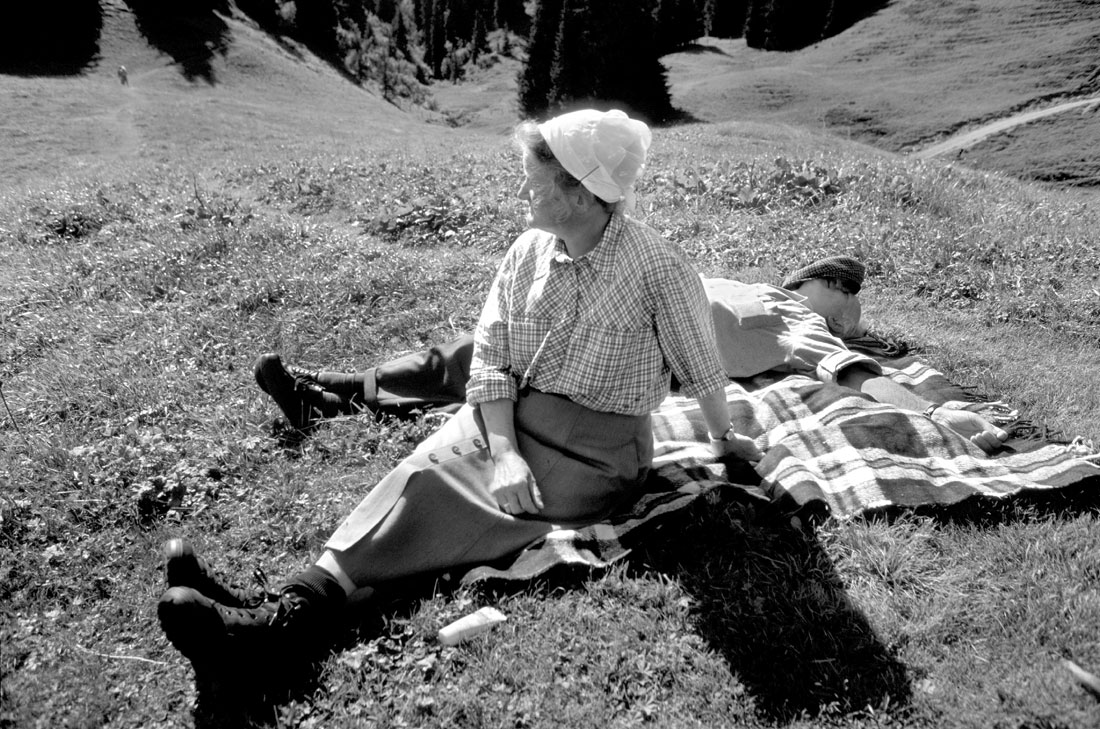 Couple picnic in Switzerland Mountain Range